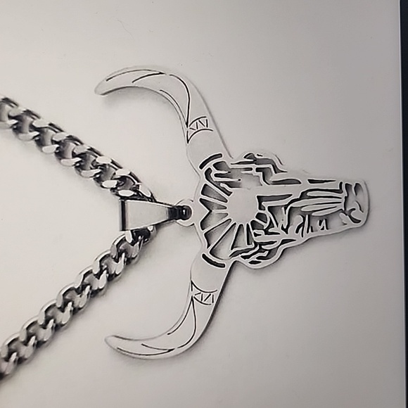 Fashion Jewelry Other - Stainless Steel Bull 🐮 Head Necklace